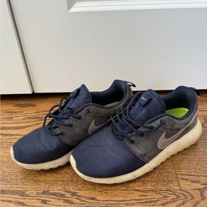 Nike Suede Roshe (Fleece Lined)